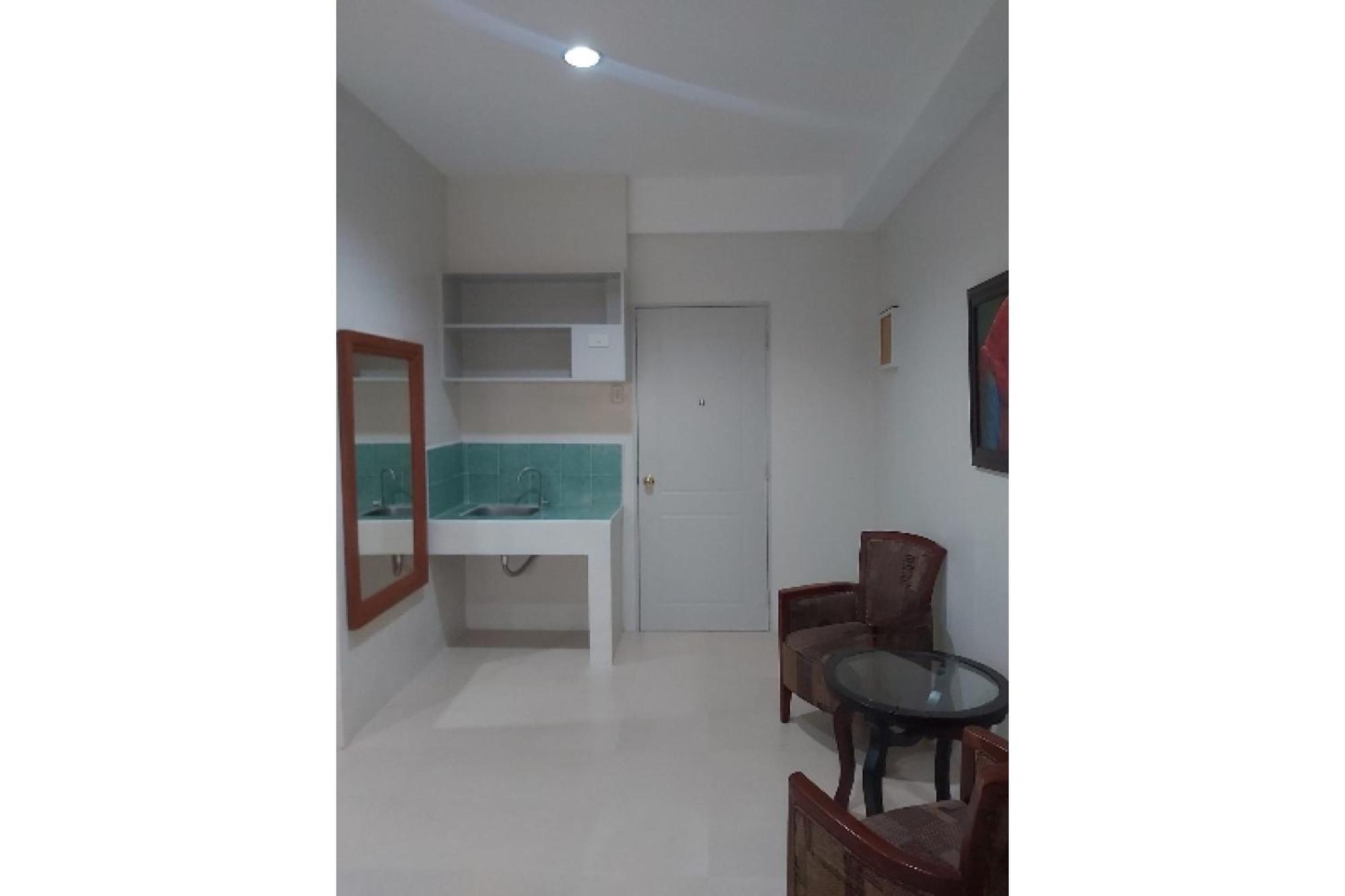 Nest Suites Quezon City Exterior photo